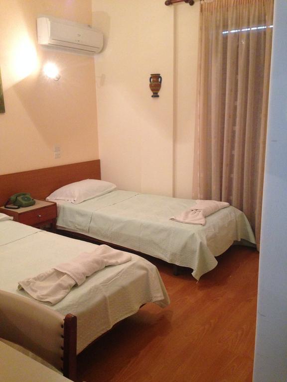 Noufara Hotel Kamena Vourla Exterior photo
