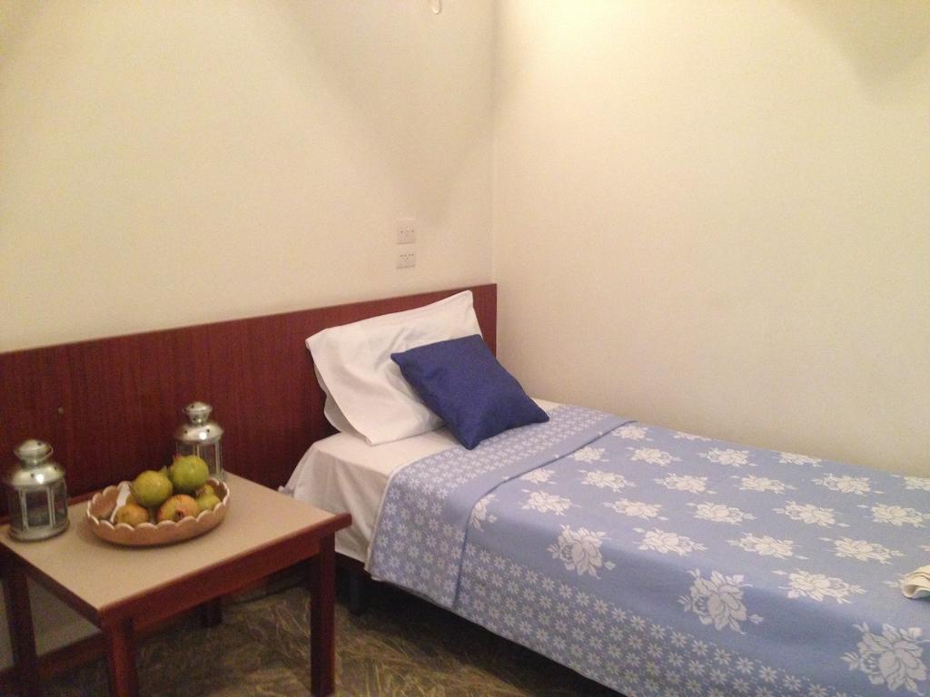Noufara Hotel Kamena Vourla Room photo