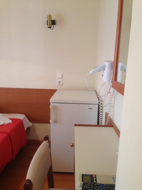 Noufara Hotel Kamena Vourla Room photo